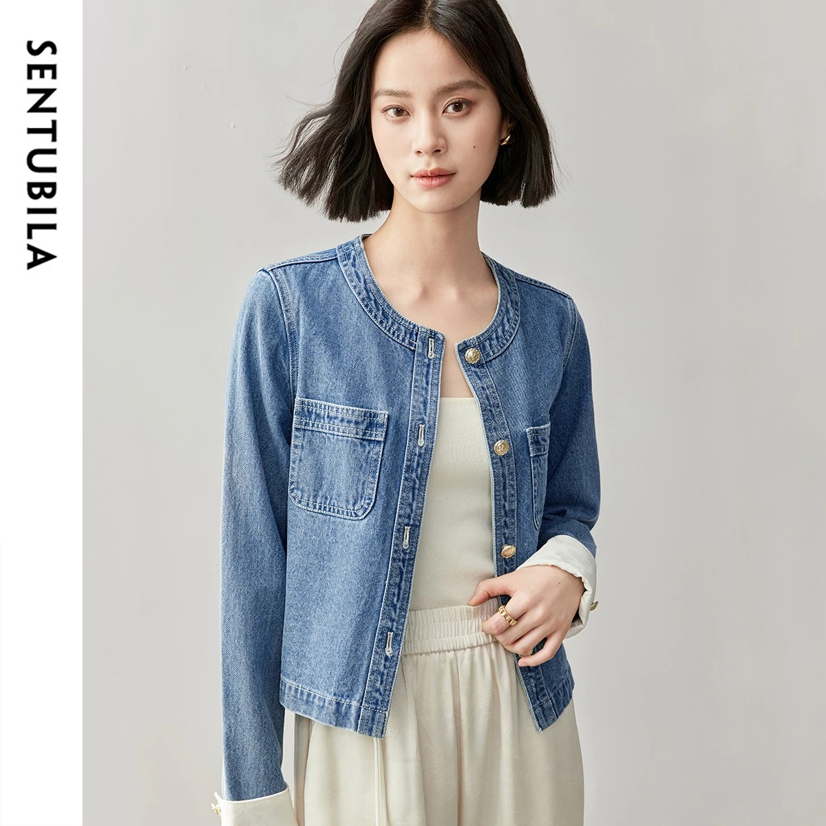 SENTUBILA Denim Jacket Women 2026 Autumn Comfort 100% Cotton Outerwear Long Sleeve Round Neck Female Jeans Coat W41W53841
SENTUBILA Denim Jacket Women 2026 Autumn Comfort 100% Cotton Outerwear Long Sleeve Round Neck Female Jeans Coat W41W53841
