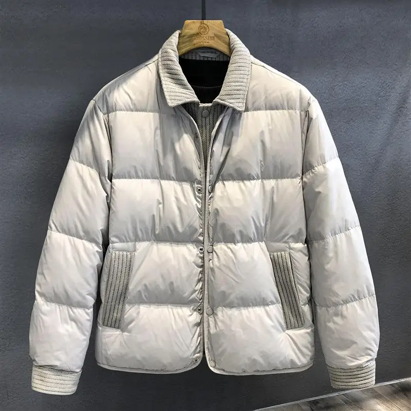 Легкая укороченная мужская куртка-пуховик 2025 года, новая модель, зимняя, высококачественная, с воротником, простая верхняя одежда для осени и зимы
Легкая укороченная мужская куртка-пуховик 2025 года, новая модель, зимняя, высококачественная, с воротником, простая верхняя одежда для осени и зимы