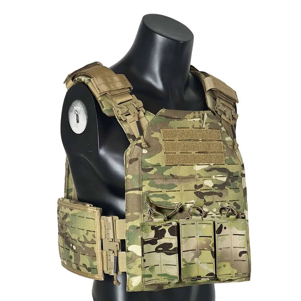 1000D Nylon tactical vest suit laser cutting modular quick release vest with triple pouch
1000D Nylon tactical vest suit laser cutting modular quick release vest with triple pouch
