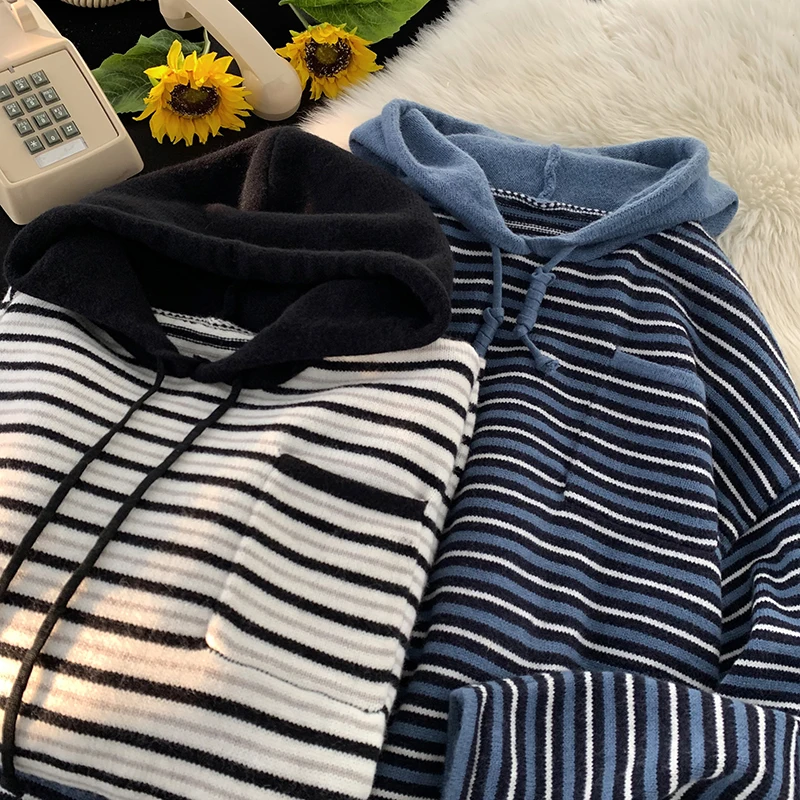 Мужской весенне-осенний вязаный свитер с капюшоном в американском ретро-стиле, полосатый, свободный, шерстяной, повседневный
Мужской весенне-осенний вязаный свитер с капюшоном в американском ретро-стиле, полосатый, свободный, шерстяной, повседневный