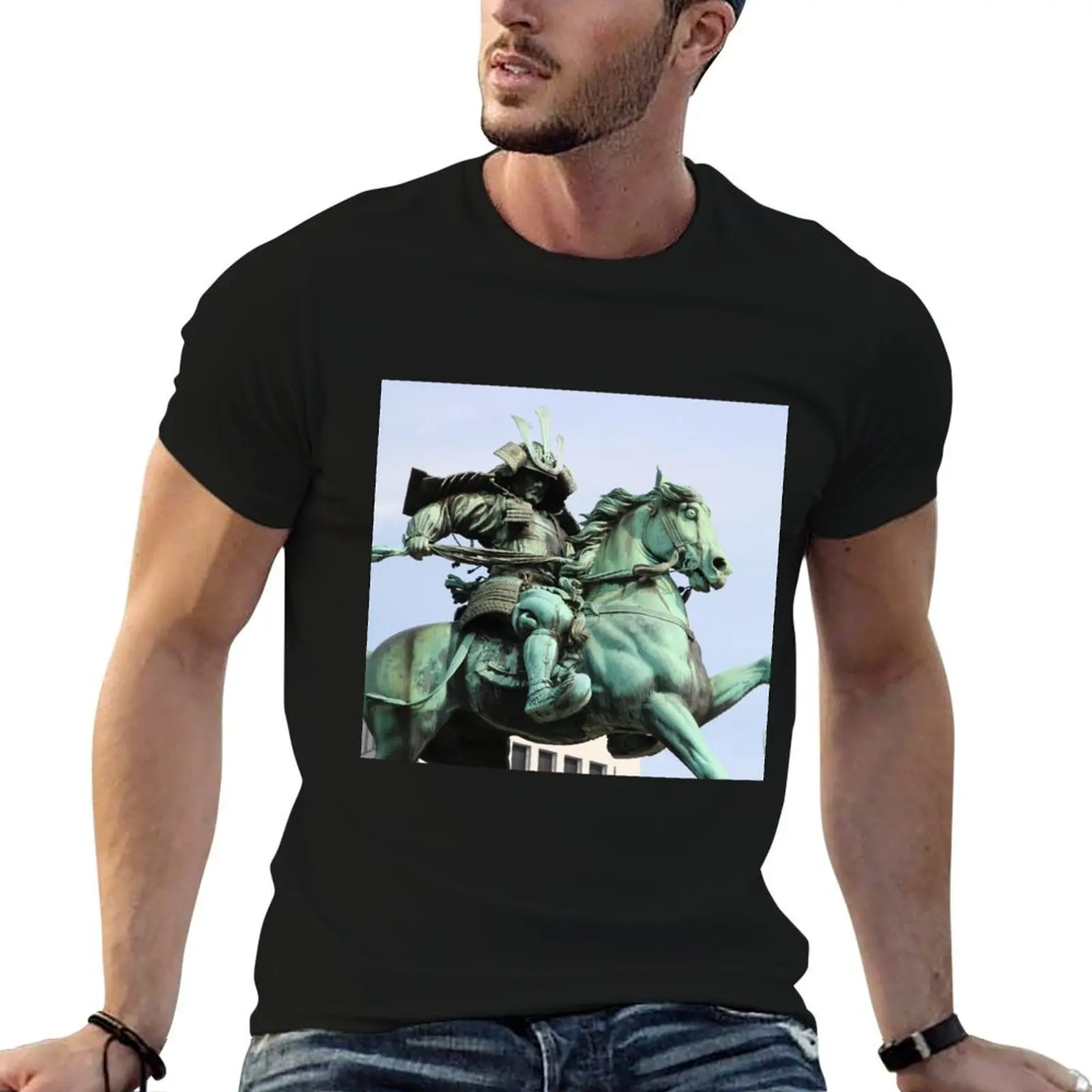 Футболка Statue of Kusunoki Masashige, мужские футболки, мужские футболки, комплект хлопковой футболки
Футболка Statue of Kusunoki Masashige, мужские футболки, мужские футболки, комплект хлопковой футболки