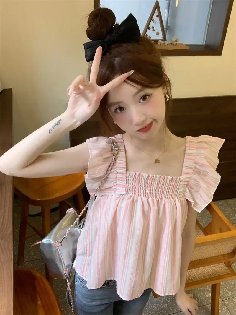 Summer Women Shirt Girl Top New Style Striped Pleated Square Neck Flying Sleeves Fashionable Shirt French Women's Clothing
Summer Women Shirt Girl Top New Style Striped Pleated Square Neck Flying Sleeves Fashionable Shirt French Women's Clothing