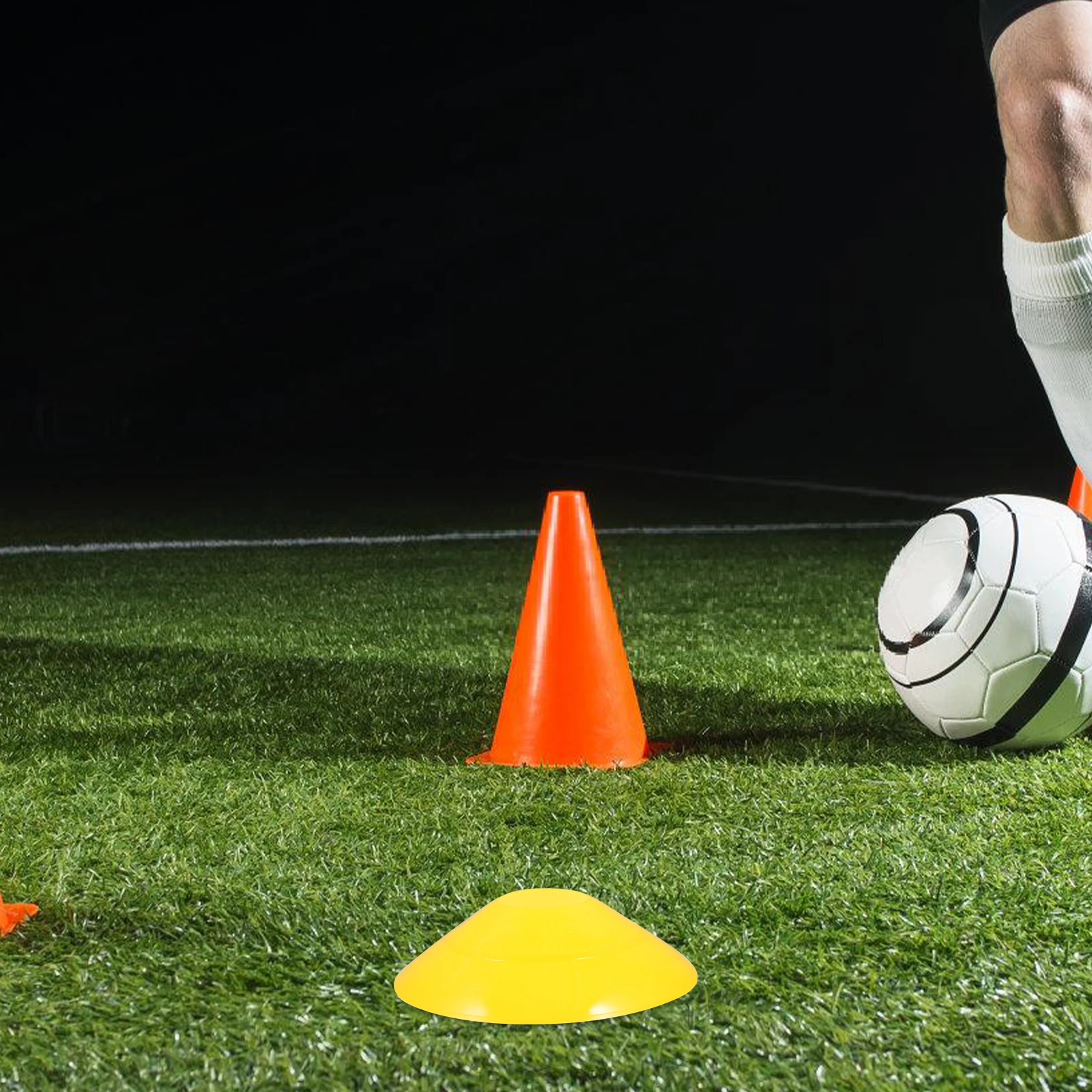 Soccer Football Training Equipment Accessory Major Practice Yellow Disc Cones for Sports
Soccer Football Training Equipment Accessory Major Practice Yellow Disc Cones for Sports