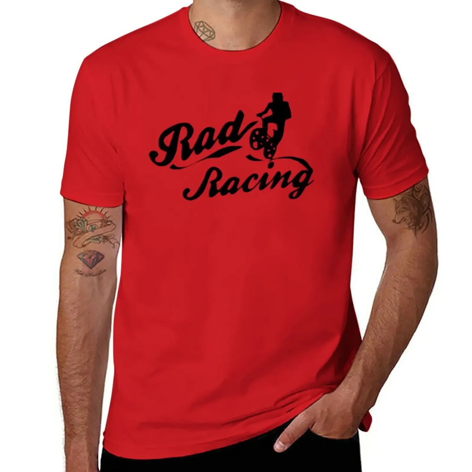 Футболка Rad Racing Team, летние топы, белые футболки для мальчиков, мужские хлопковые футболки
Футболка Rad Racing Team, летние топы, белые футболки для мальчиков, мужские хлопковые футболки