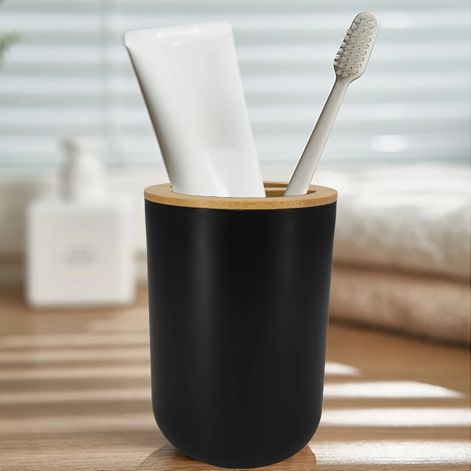 1pc Toothbrush Holder Stand, Simple Toothbrush Holder For Bathroom, Freestanding Countertop Bathroom Organizer, Multifunctional
1pc Toothbrush Holder Stand, Simple Toothbrush Holder For Bathroom, Freestanding Countertop Bathroom Organizer, Multifunctional