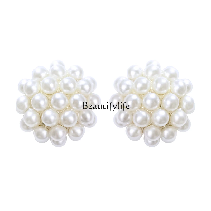 High sense, light luxury celebrity temperament pearl stud earrings French earrings
High sense, light luxury celebrity temperament pearl stud earrings French earrings