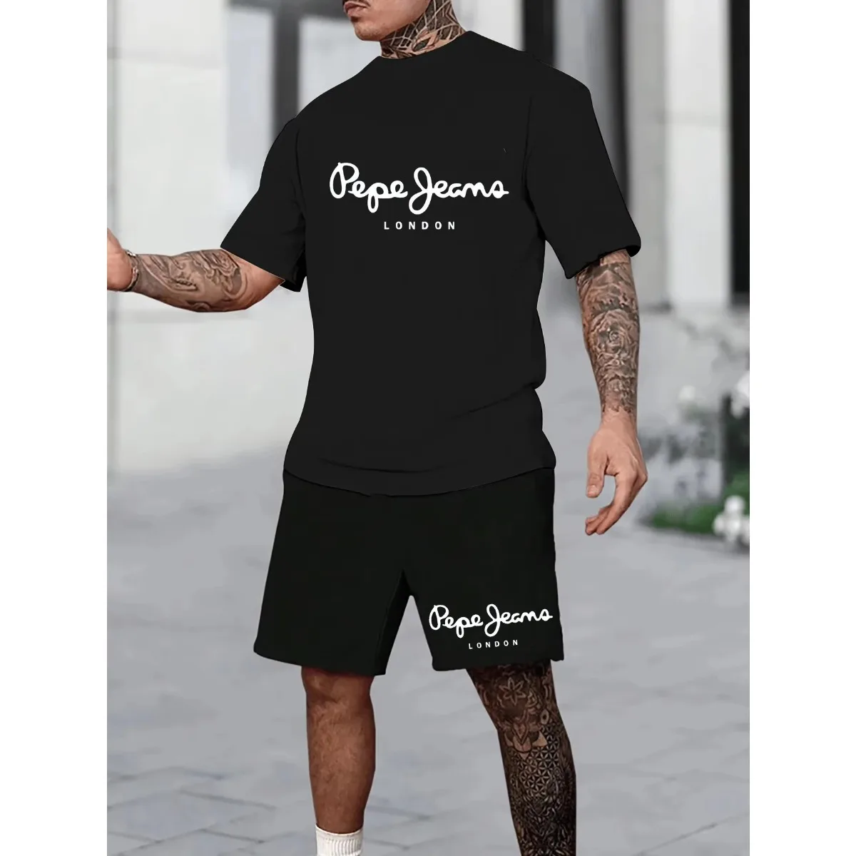 Men's Summer Personality Letters T-shirt Shorts Set Cotton Breathable Comfortable Outdoor Women Top Casual Fashion Street Wear
Men's Summer Personality Letters T-shirt Shorts Set Cotton Breathable Comfortable Outdoor Women Top Casual Fashion Street Wear