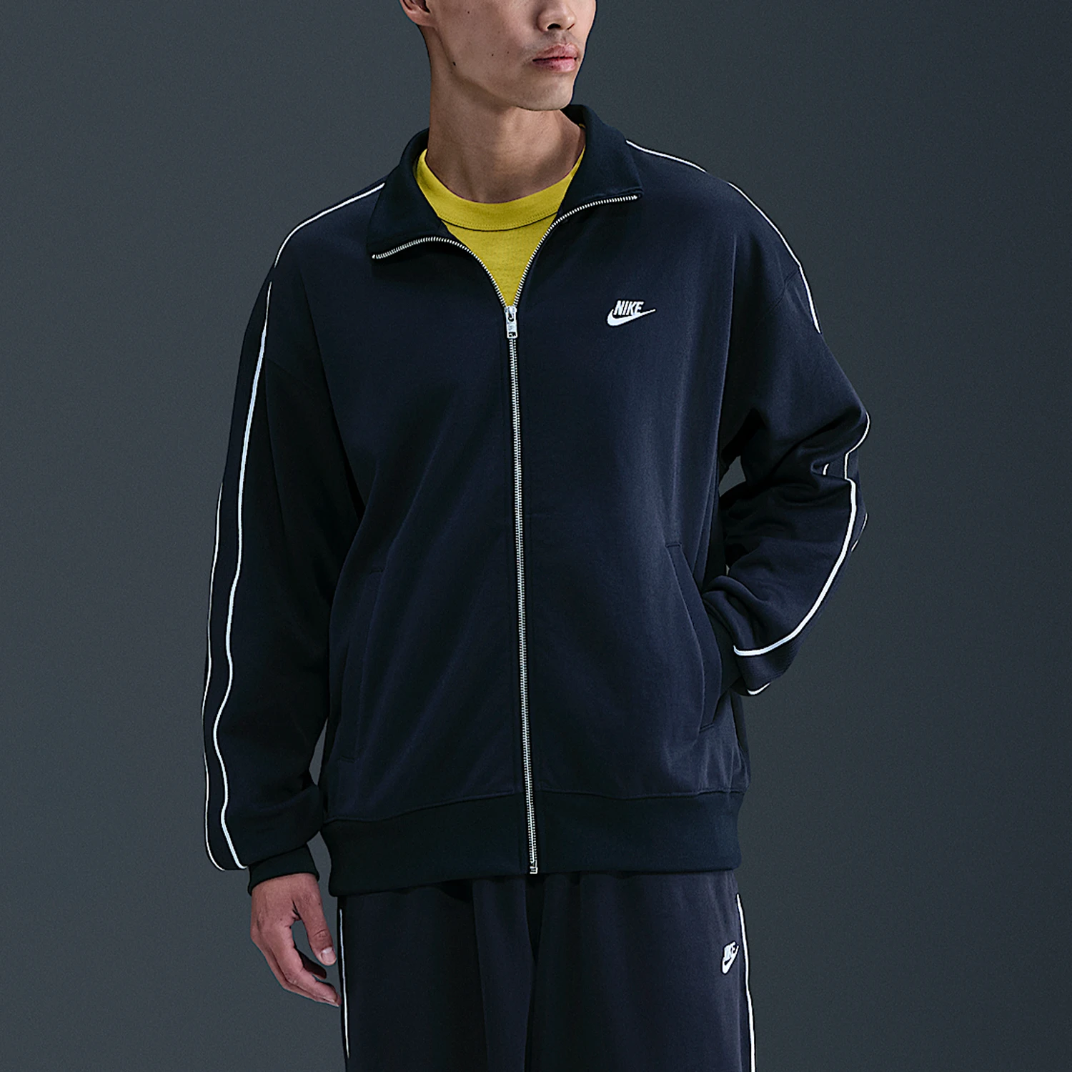 Nike genuine Sportswear Club Men's Zip-up Knit Jacket HV1418-451
Nike genuine Sportswear Club Men's Zip-up Knit Jacket HV1418-451