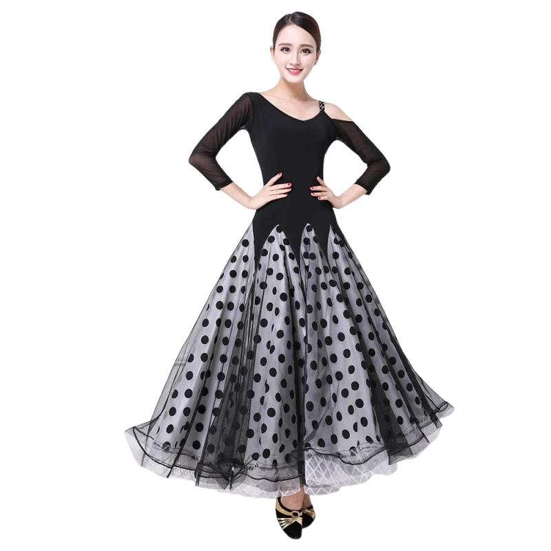 2026 Black Ballroom Competition Dance Dress Women's High Quality One Shoulder Standard Modren Waltz Ballroom Dancing Dresses
2026 Black Ballroom Competition Dance Dress Women's High Quality One Shoulder Standard Modren Waltz Ballroom Dancing Dresses