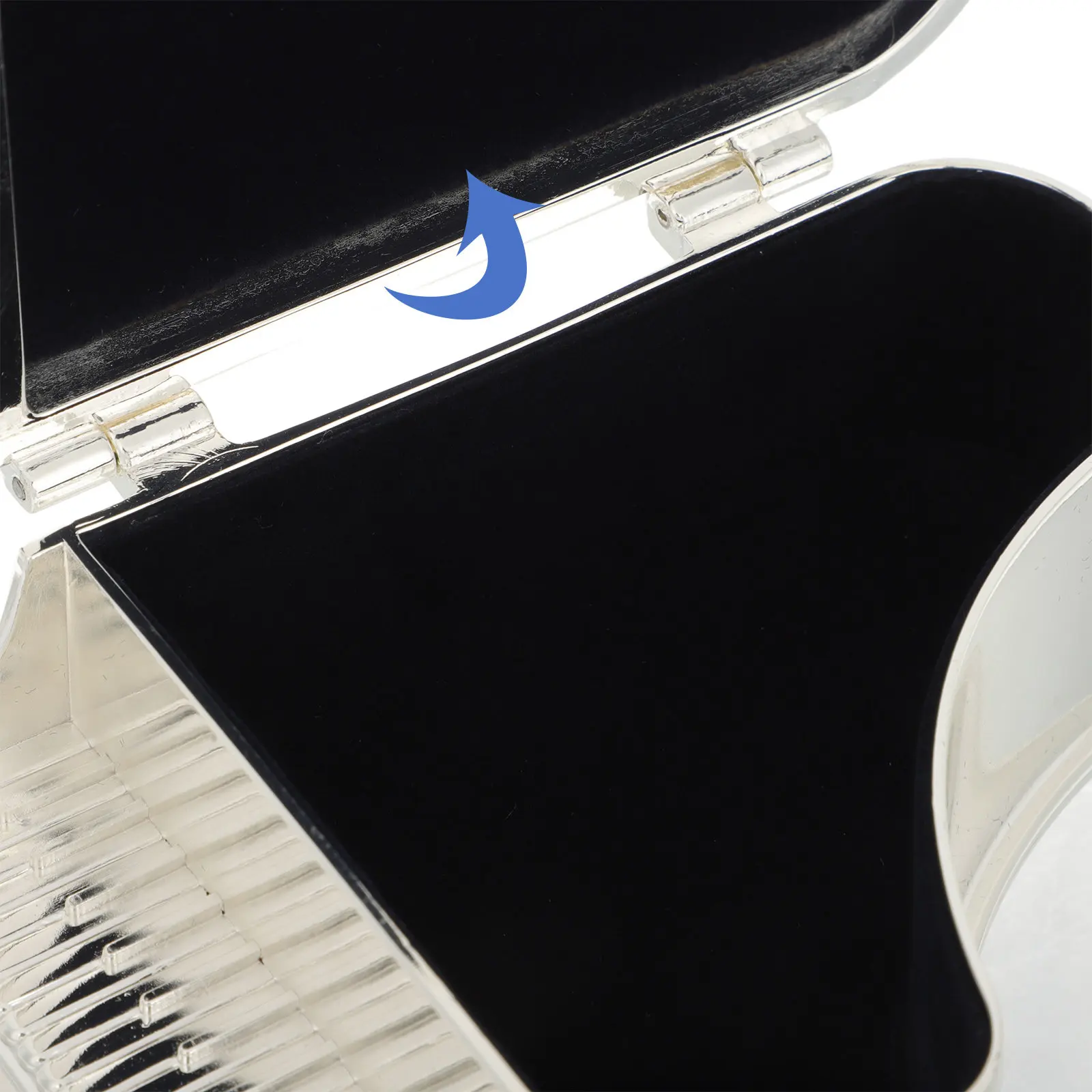 Коробка для часов в форме пианино, футляр для хранения ювелирных изделий с мягкой подушечкой для защиты часов, браслетов, сережек, портативный, компактный.
Коробка для часов в форме пианино, футляр для хранения ювелирных изделий с мягкой подушечкой для защиты часов, браслетов, сережек, портативный, компактный.
