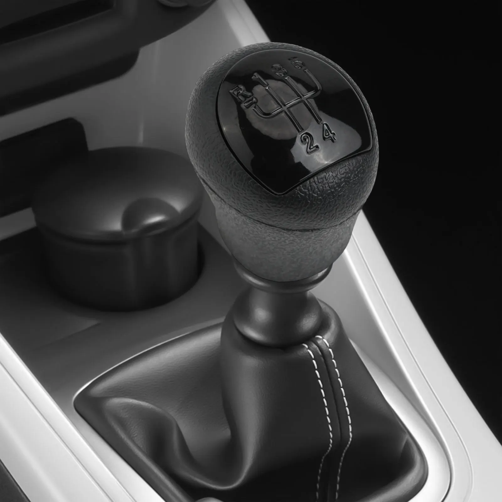 FOR CLIO 2001-2008 Gear Lever Knob Car Interior Upgrade Design For Clio II OEM Numbers User-Friendly Installation
FOR CLIO 2001-2008 Gear Lever Knob Car Interior Upgrade Design For Clio II OEM Numbers User-Friendly Installation