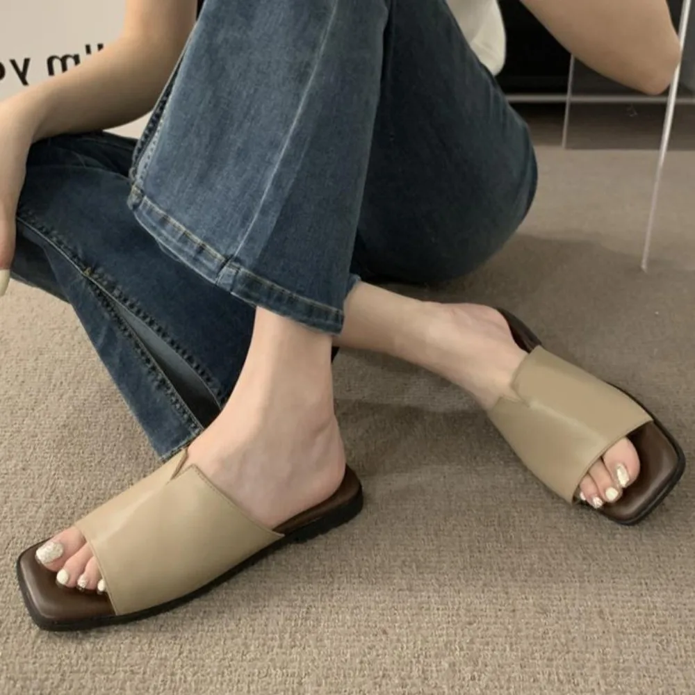 Soft PVC Flat Soled Slippers Anti Slip Black White Khaki Slides Sandals Women Korean Style Solid Color Outer Wear Shoes Lady
Soft PVC Flat Soled Slippers Anti Slip Black White Khaki Slides Sandals Women Korean Style Solid Color Outer Wear Shoes Lady