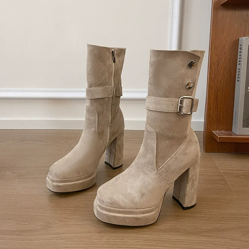 Vintage Platform Thick High Heel Women Mid-Calf Boots Fashion Slip on Autumn Winter Female Western Short Booties Botas De Mujer
Vintage Platform Thick High Heel Women Mid-Calf Boots Fashion Slip on Autumn Winter Female Western Short Booties Botas De Mujer