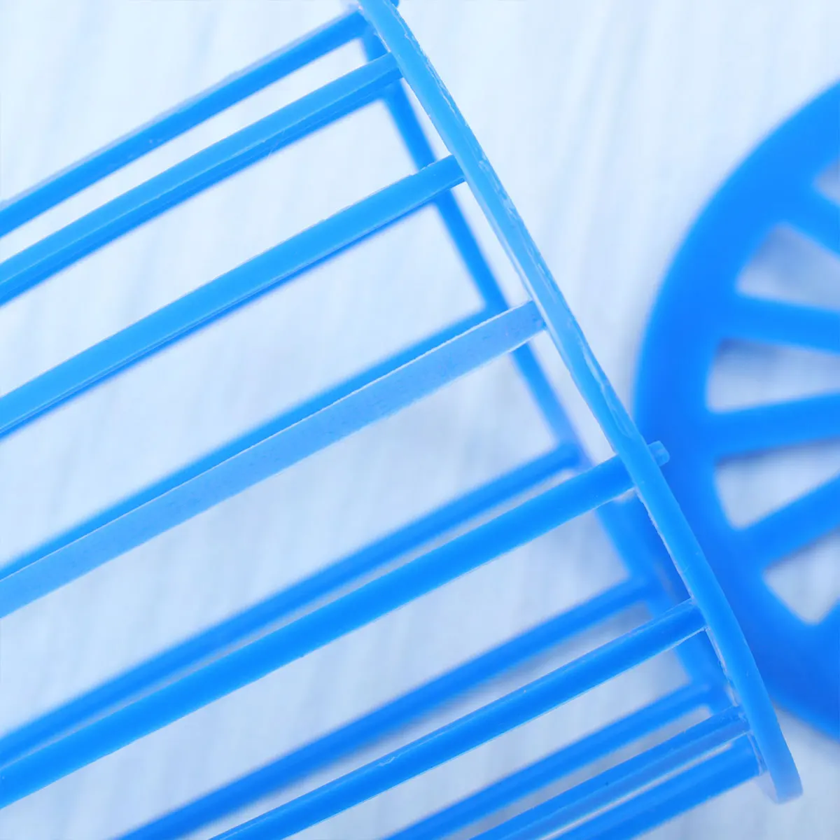 2Pcs Bird Vegetable Fruit Basket Plastic Durable Food Holder Cage Storage Supplies for Parrot Budgie Cockatiel
2Pcs Bird Vegetable Fruit Basket Plastic Durable Food Holder Cage Storage Supplies for Parrot Budgie Cockatiel