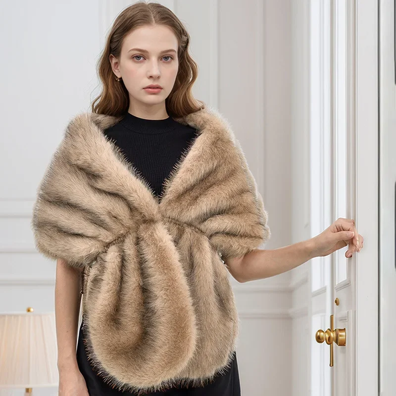 Luxury Faux Fox Fur Scarf Shawl Cape Cheongsam Wedding Dress Shawl Winter Scarf Graceful Women Banquet Party Cloak Wraps
Luxury Faux Fox Fur Scarf Shawl Cape Cheongsam Wedding Dress Shawl Winter Scarf Graceful Women Banquet Party Cloak Wraps