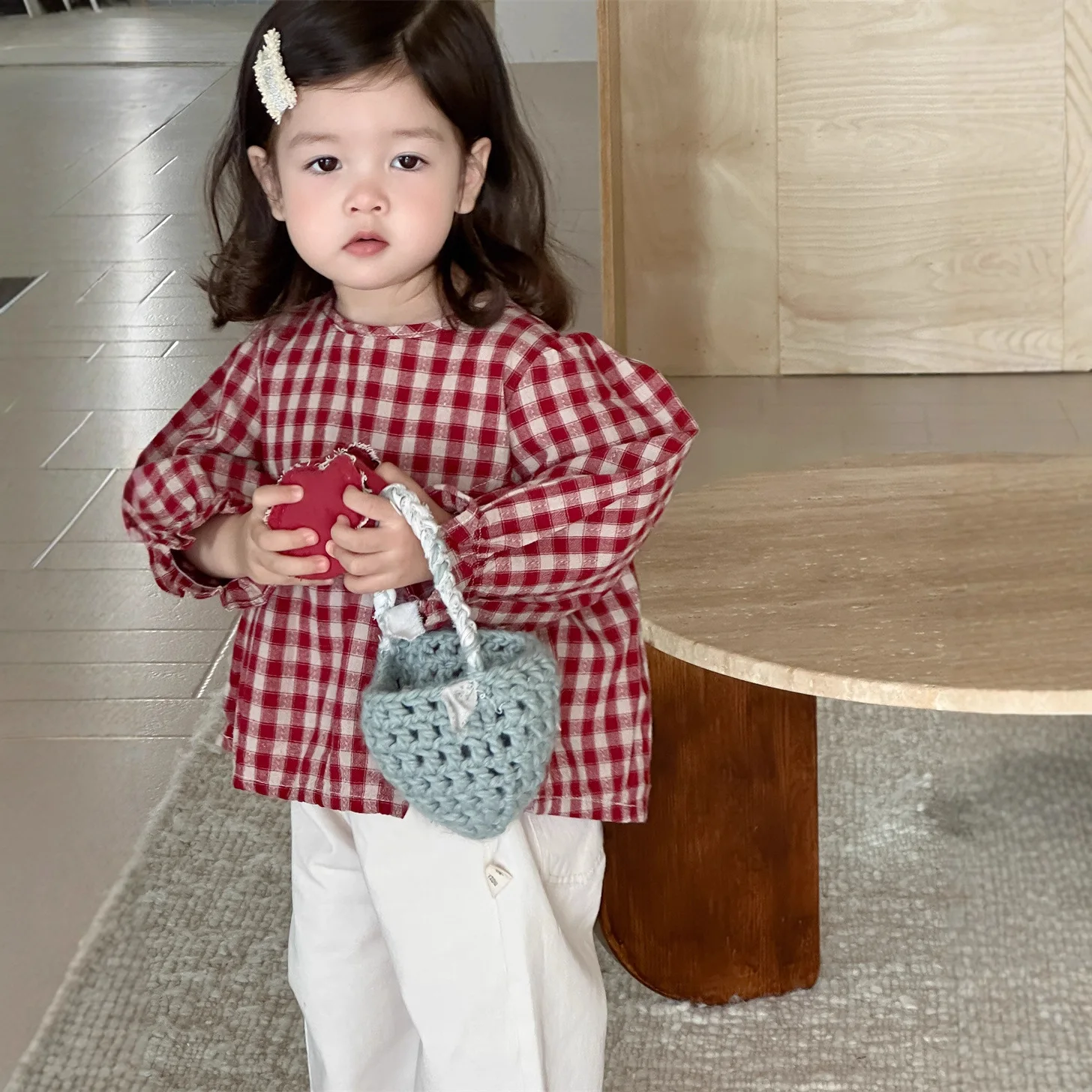 2025 New Autumn Korean Red Checkered Shirt Casual Pants Fashionable Cute Versatile Set Girls 2 Piece Set
2025 New Autumn Korean Red Checkered Shirt Casual Pants Fashionable Cute Versatile Set Girls 2 Piece Set