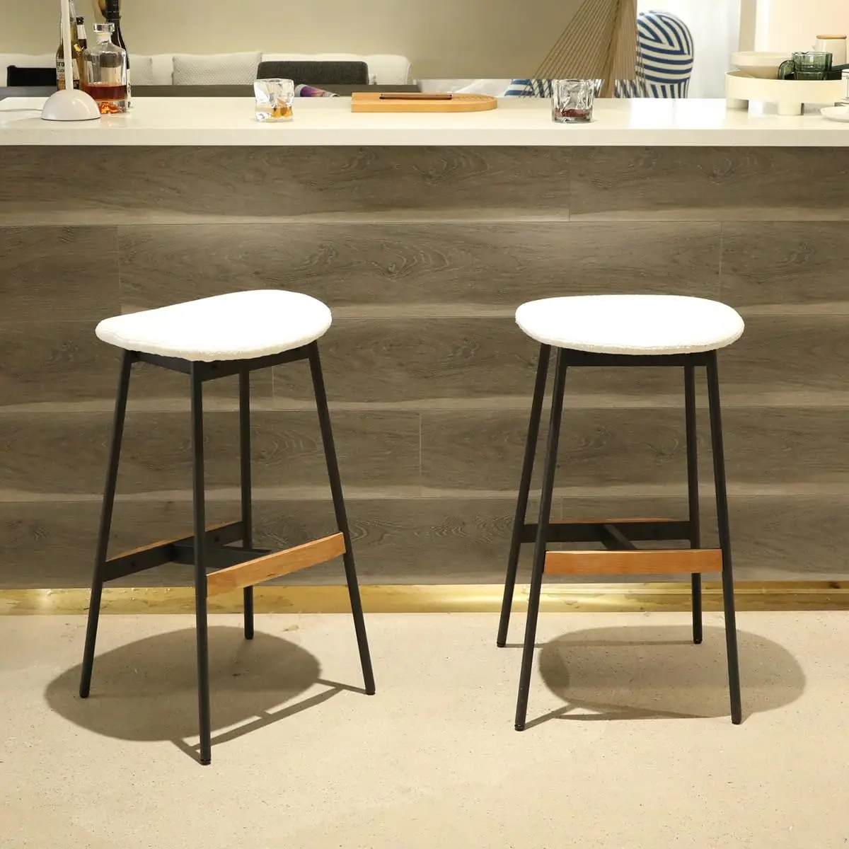 Bar Stools Set of 2, Bar Height Saddle Bar Stools, Modern Backless Kitchen Counter Stools,Metal Base, Customized
Bar Stools Set of 2, Bar Height Saddle Bar Stools, Modern Backless Kitchen Counter Stools,Metal Base, Customized