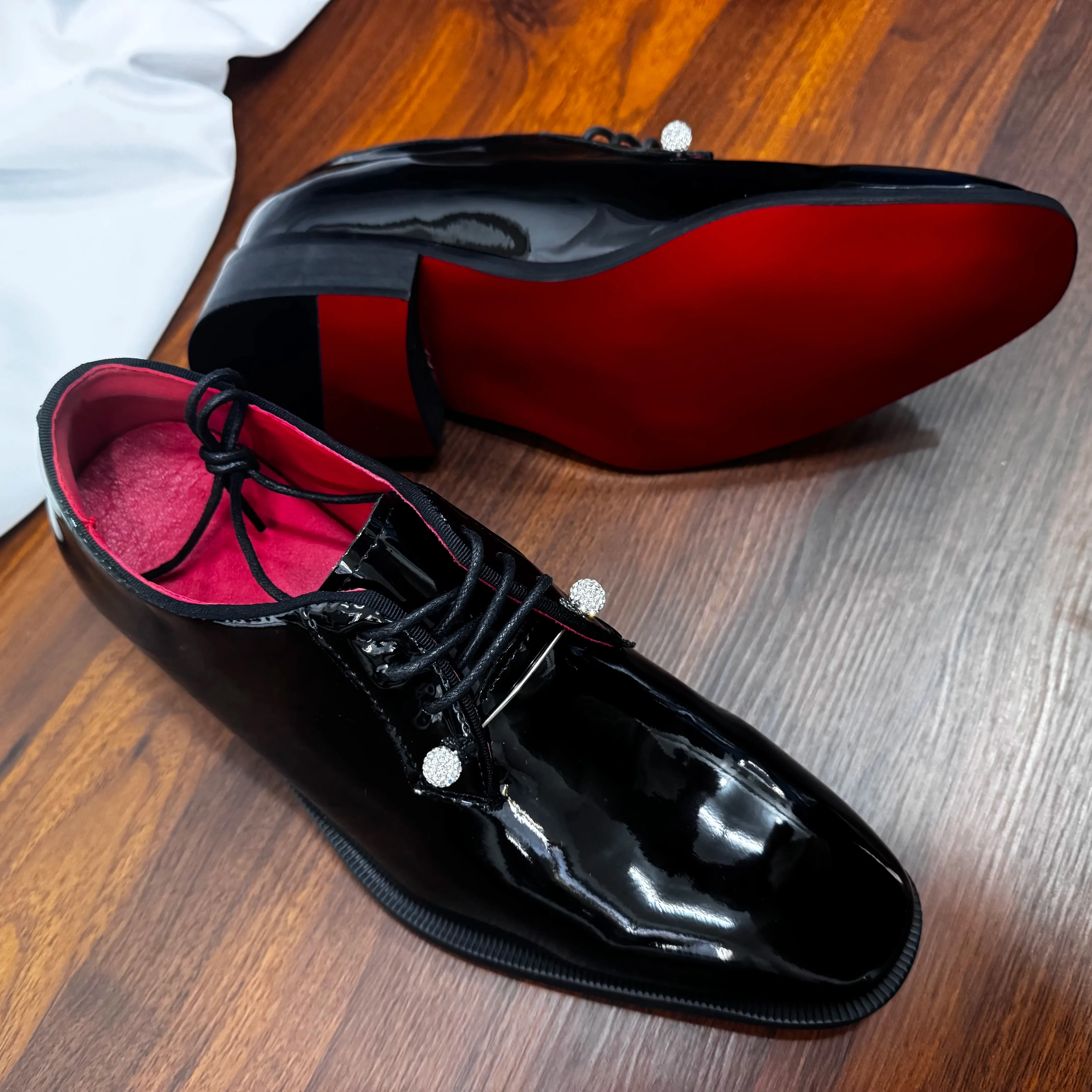 Men's Formal Business Shoes Commuter CL Red Bottom Glossy Casual British Wedding Groom Heightening Shoes Men
Men's Formal Business Shoes Commuter CL Red Bottom Glossy Casual British Wedding Groom Heightening Shoes Men
