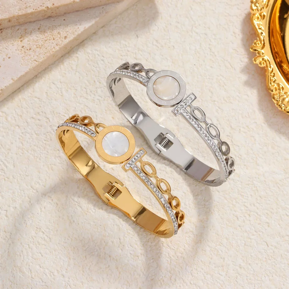 Gold Silver Stainless Steel Disc Bracelet for Woman Big Bracelet Charm Personality Jewelry Christmas Present Wholesale
Gold Silver Stainless Steel Disc Bracelet for Woman Big Bracelet Charm Personality Jewelry Christmas Present Wholesale