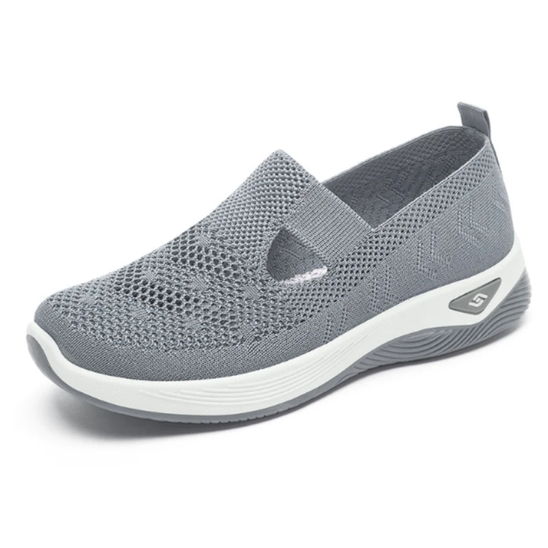 Women's shoes are breathable and cool in summer, with multi-color light knit mesh shoes and work shoes in large sizes
Women's shoes are breathable and cool in summer, with multi-color light knit mesh shoes and work shoes in large sizes