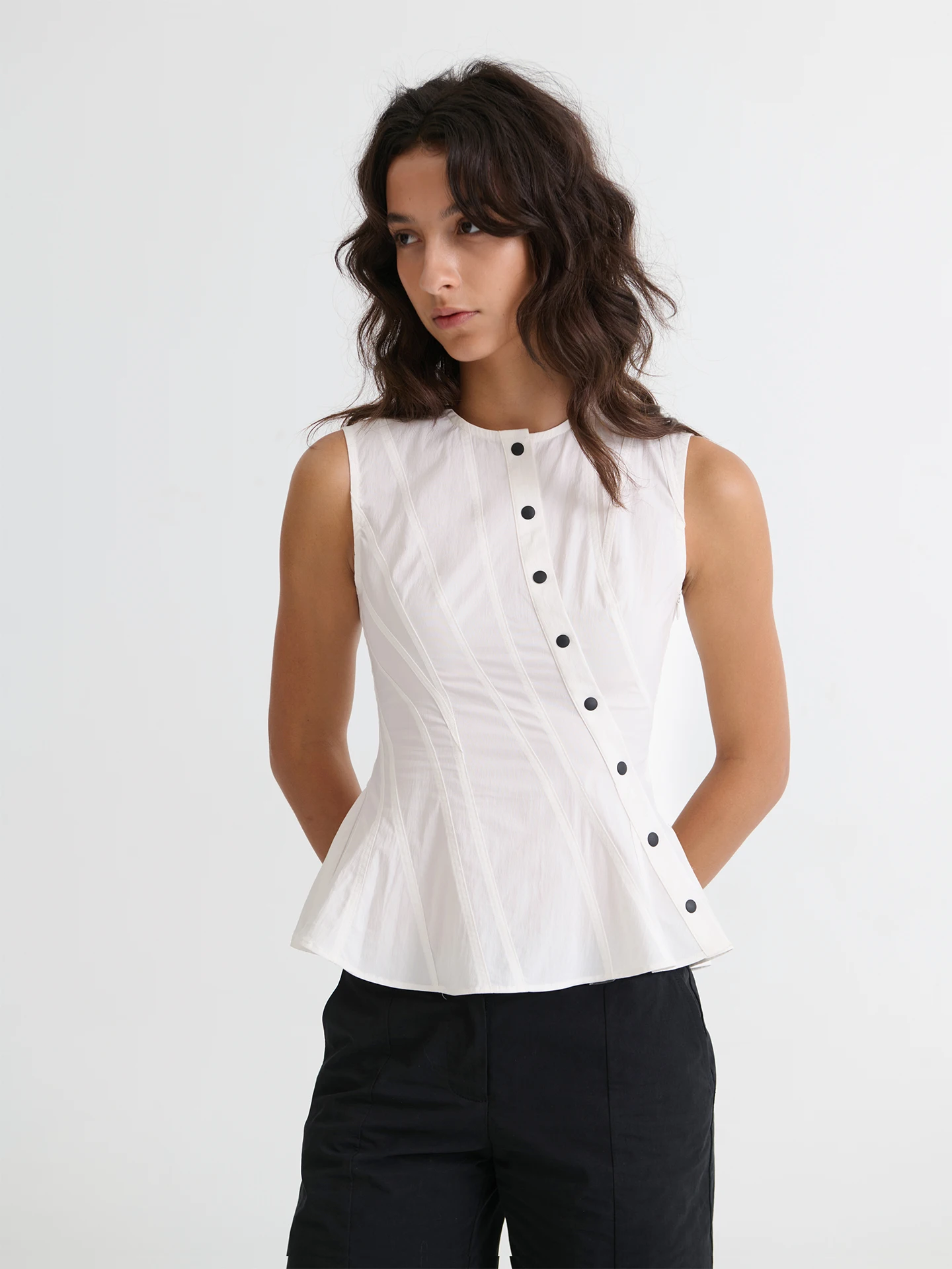 Slim Fit White Sleeveless Shirt Vest Splice Summer Elegant Thin A-Line Women's Top Casual Style Cotton Blend Fabric
Slim Fit White Sleeveless Shirt Vest Splice Summer Elegant Thin A-Line Women's Top Casual Style Cotton Blend Fabric