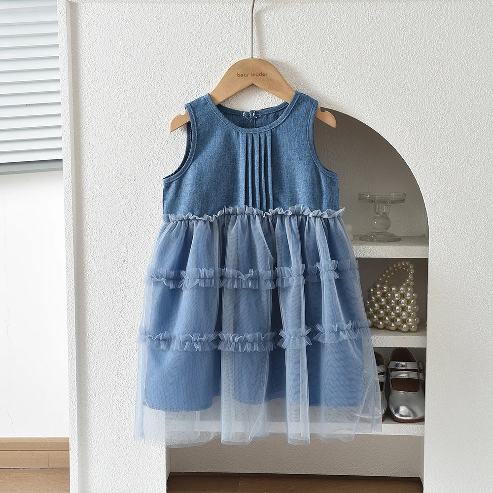 Blue Splicing Mesh Sleeveless Dress for Girls Aged 3-7 in Summer New Korean Edition for Casual Kids Daily Wear
Blue Splicing Mesh Sleeveless Dress for Girls Aged 3-7 in Summer New Korean Edition for Casual Kids Daily Wear