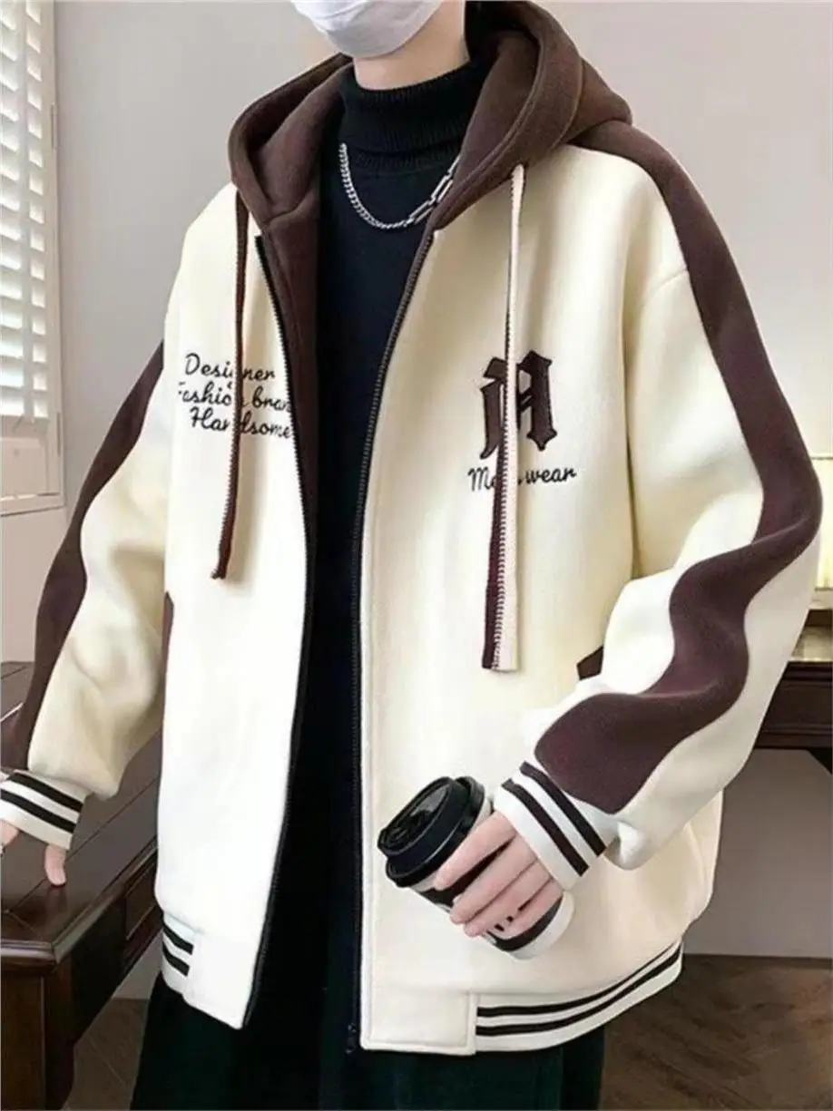 Large Size 300 Pou Men's Hooded Baseball Jaet Autumn Winter Youth Trendy Versatile Polyester Nylon Cosite Fiber Jaet
Large Size 300 Pou Men's Hooded Baseball Jaet Autumn Winter Youth Trendy Versatile Polyester Nylon Cosite Fiber Jaet