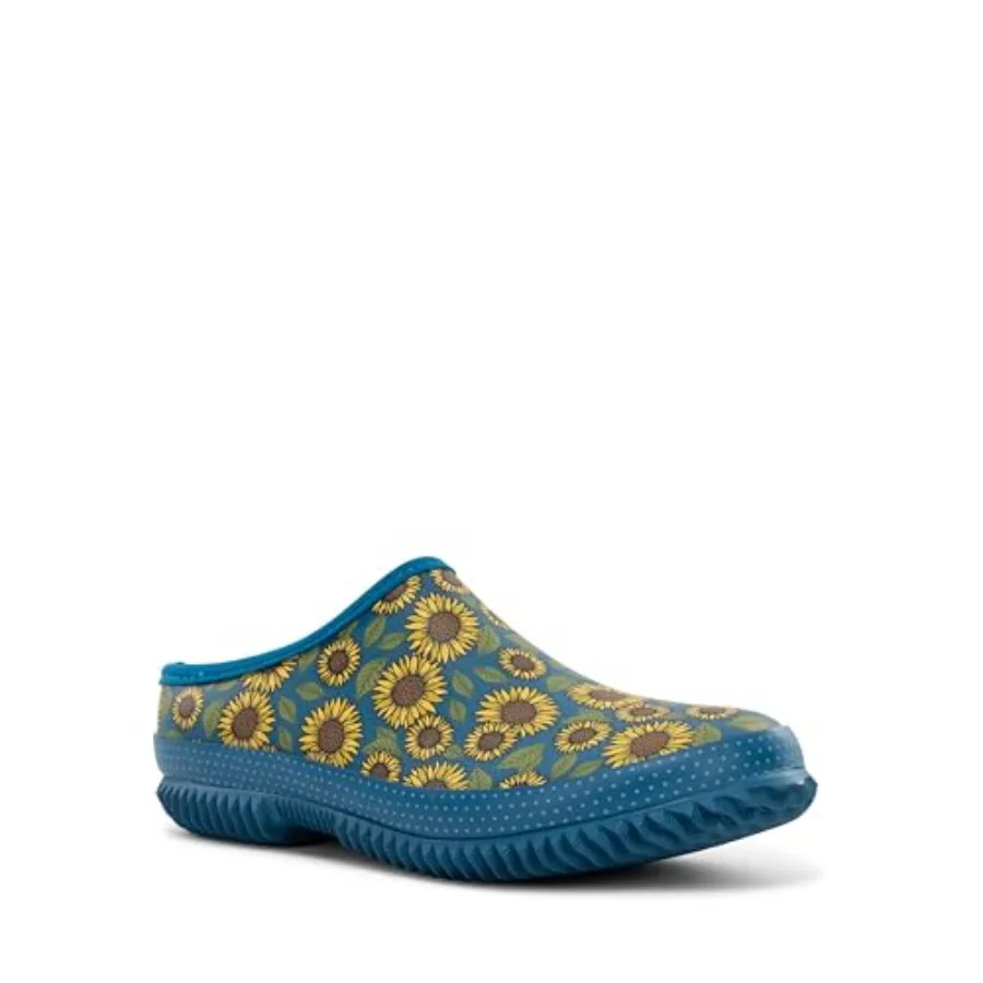Western Chief Womens Waterproof Clog with Neoprene Lining and Rubber Outsole - Perfect for Garden and Outdoor Wear
Western Chief Womens Waterproof Clog with Neoprene Lining and Rubber Outsole - Perfect for Garden and Outdoor Wear