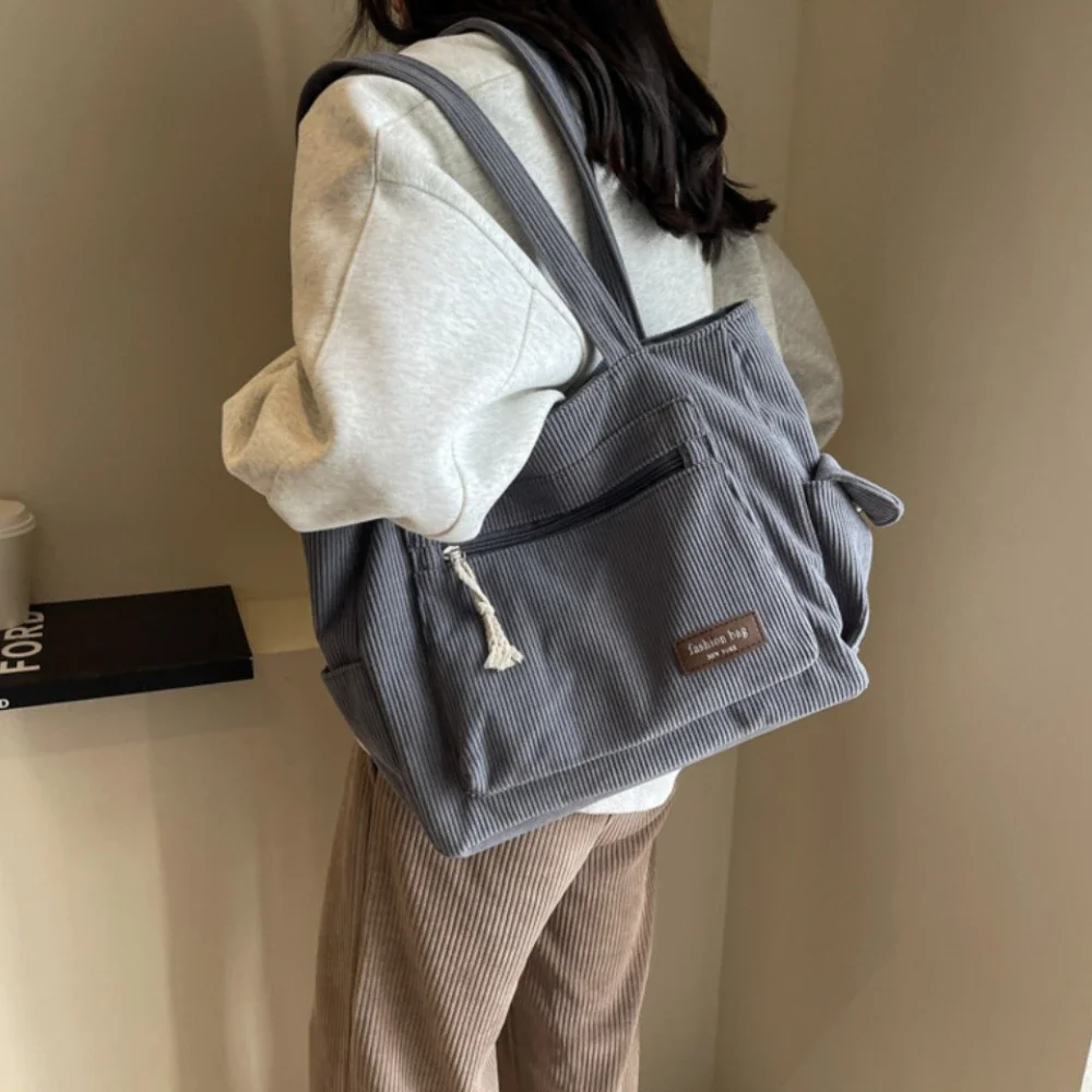 Simple Corduroy Tote Bag, Solid Color Shoulder Bag, Retro Multi Pockets Handbag for School Work Shopping Tote Bags for Women
Simple Corduroy Tote Bag, Solid Color Shoulder Bag, Retro Multi Pockets Handbag for School Work Shopping Tote Bags for Women