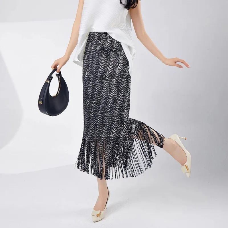 High end contrasting tassel pleated skirt A-line skirt for women's spring and summer new style long skirt clothes
High end contrasting tassel pleated skirt A-line skirt for women's spring and summer new style long skirt clothes