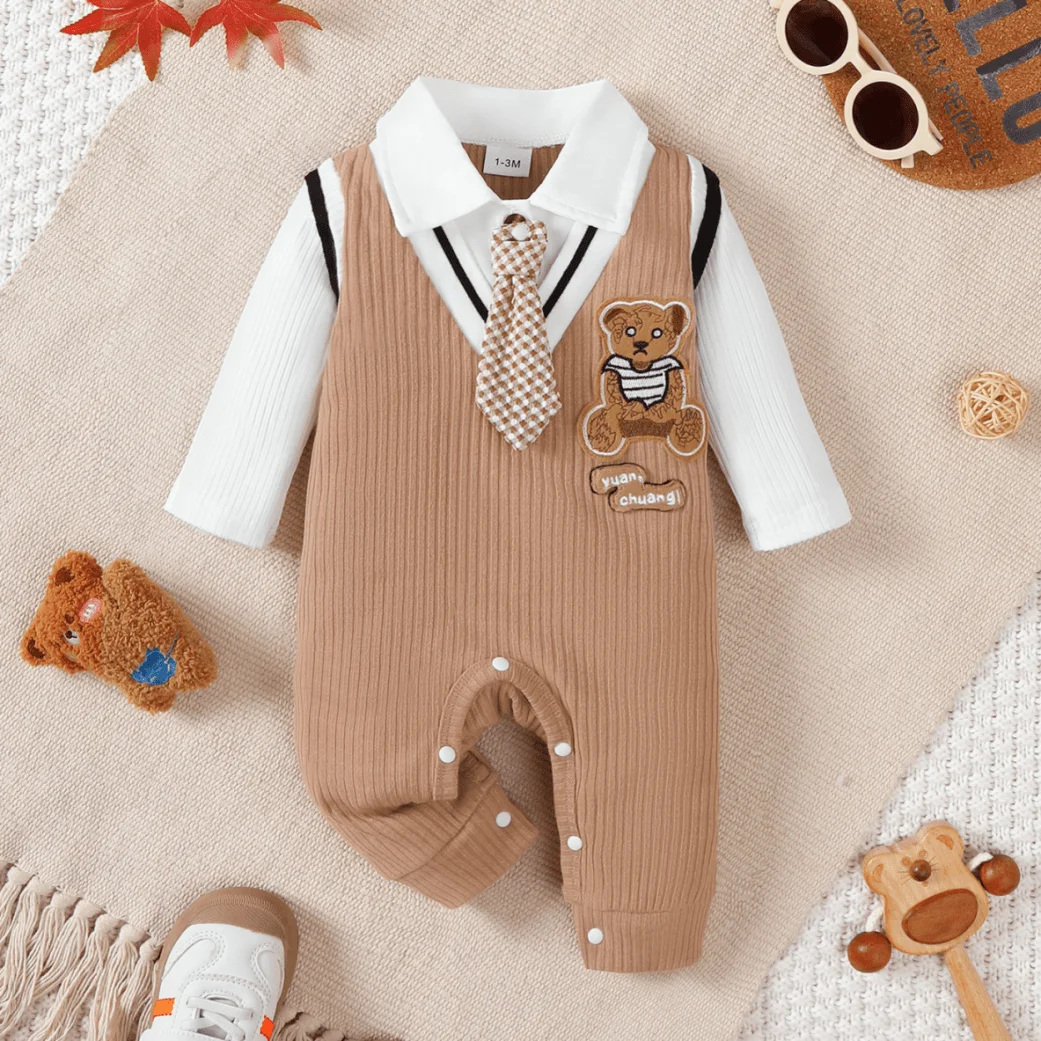 0-18 Months Baby Boy Small Gentleman Style Jumpsuit lapel and Cute Little Bear Jumpsuit for Baby boys' Birthday Party Costumes
0-18 Months Baby Boy Small Gentleman Style Jumpsuit lapel and Cute Little Bear Jumpsuit for Baby boys' Birthday Party Costumes