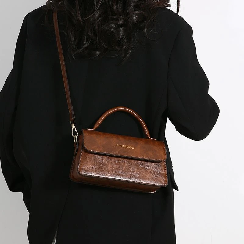 Popular Small Square Bags Niche Women in Autumn Winter Fashionable New Commuting Single Shoulder Versatile Crossbody Bag
Popular Small Square Bags Niche Women in Autumn Winter Fashionable New Commuting Single Shoulder Versatile Crossbody Bag