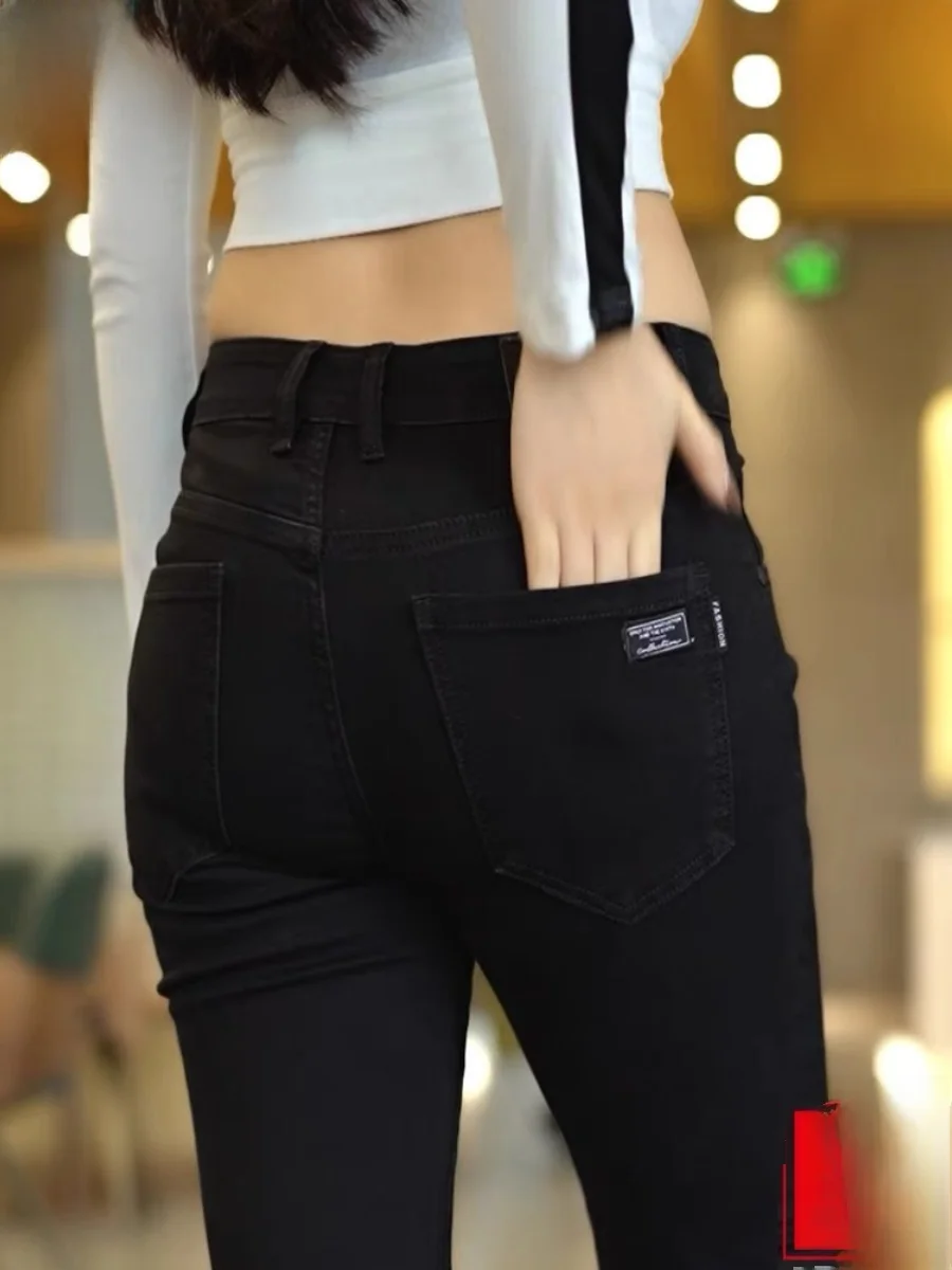 Мужские джинсы Slim Fit из эластичной ткани, прямого кроя, с высокой эластичностью, универсальные, в молодежном стиле, со средней посадкой
Мужские джинсы Slim Fit из эластичной ткани, прямого кроя, с высокой эластичностью, универсальные, в молодежном стиле, со средней посадкой