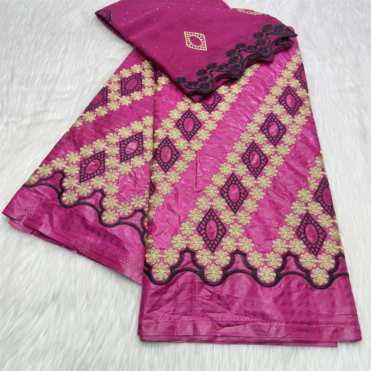 Good Quality 5yards African Bazin Riche Fabric with 2yards Chiffon Fabric for Carft Nigerian Embroidery Cotton Bazin Z5-510-2
Good Quality 5yards African Bazin Riche Fabric with 2yards Chiffon Fabric for Carft Nigerian Embroidery Cotton Bazin Z5-510-2