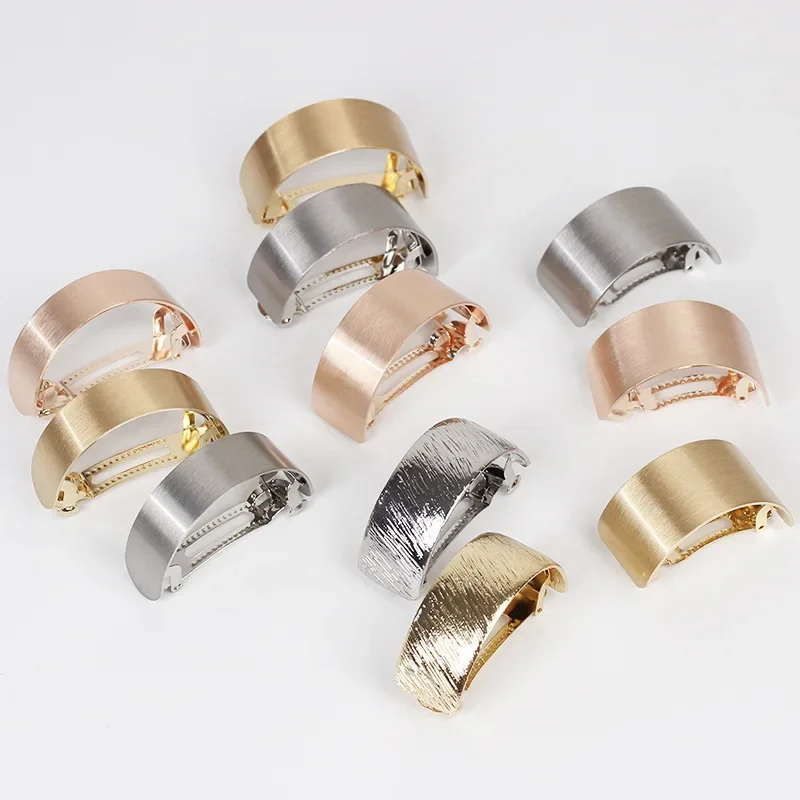 Korean Metal Arched Hair Clips Vintage Wire Drawing Ponytail Holder No Slip Hair Grips for Women Girls Elegant Hair Accessories
Korean Metal Arched Hair Clips Vintage Wire Drawing Ponytail Holder No Slip Hair Grips for Women Girls Elegant Hair Accessories