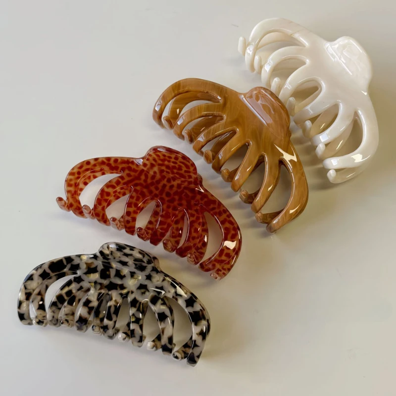 Classic French Style hair clip Large Acetate tortoiseshell Hair Claw Clip for Women Glossy Jaw Clip Strong Hold Hair Accessories
Classic French Style hair clip Large Acetate tortoiseshell Hair Claw Clip for Women Glossy Jaw Clip Strong Hold Hair Accessories