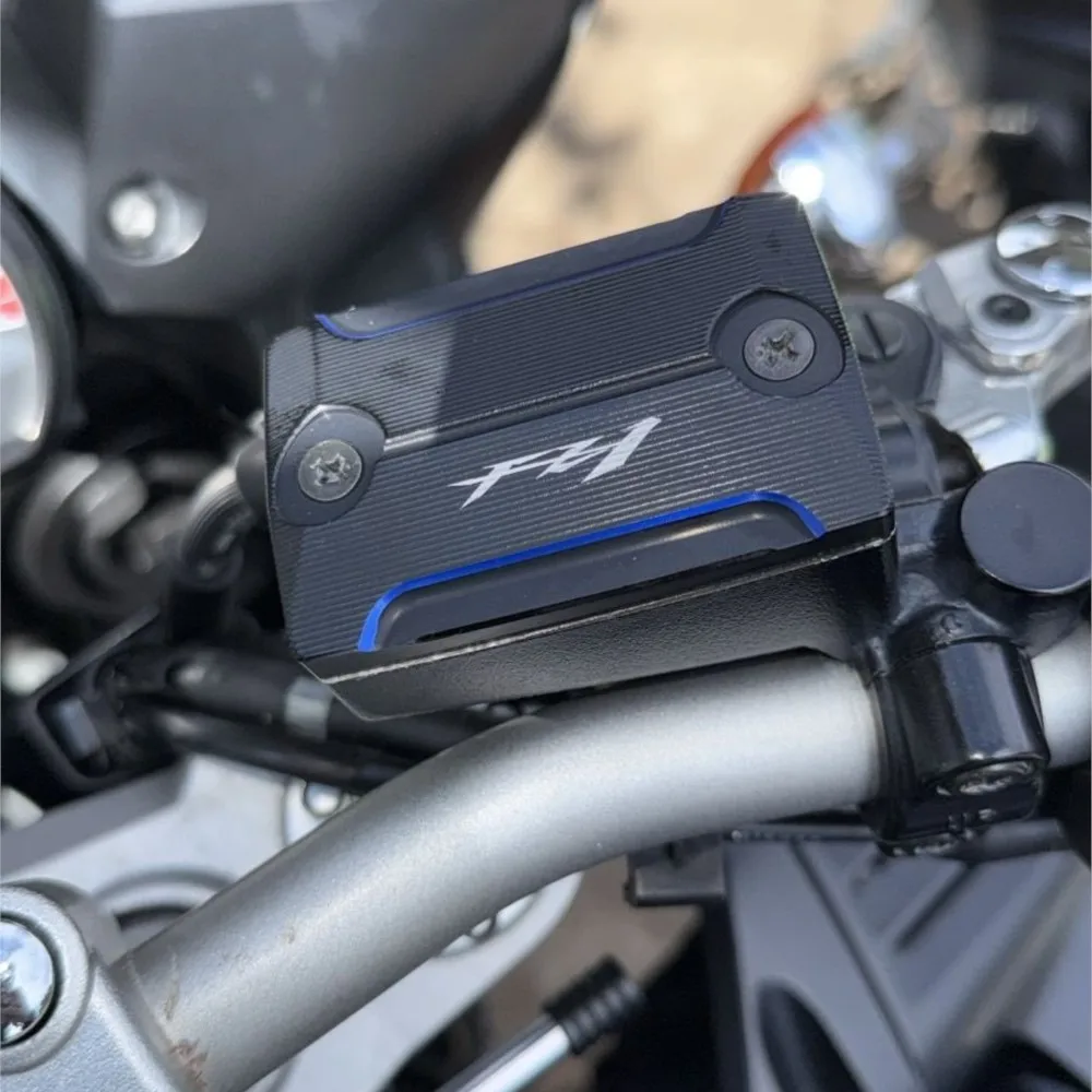 For Yamaha FZ1N FZ1S Fazer 2006-2017 2016 2015 2014 Motorcycle Front Brake Master Cylinder Fluid Reservoir Cover Oil Cap FZ1 N S
For Yamaha FZ1N FZ1S Fazer 2006-2017 2016 2015 2014 Motorcycle Front Brake Master Cylinder Fluid Reservoir Cover Oil Cap FZ1 N S