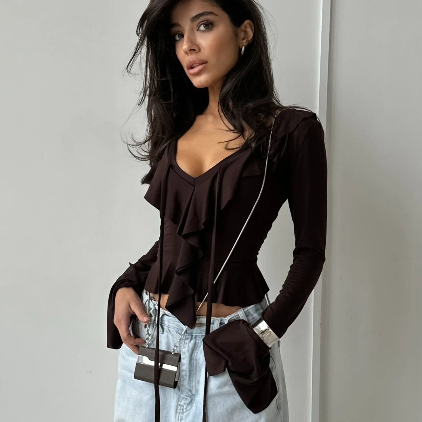 Long Sleeve T-Shirt Women's Spring Autumn Shoulder V-neck Exposed Belly Short Style Slimming Elastic Top
Long Sleeve T-Shirt Women's Spring Autumn Shoulder V-neck Exposed Belly Short Style Slimming Elastic Top