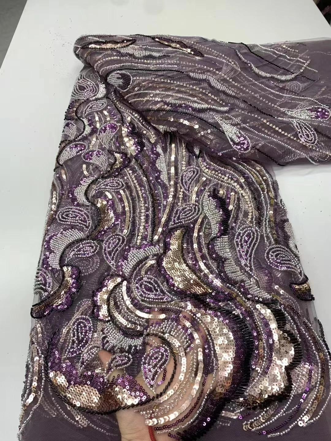 French Tulle Lace Fabric Embroidery African Handmade Beaded Lace Fabric High End Material Luxury Sequins For Party Dress
French Tulle Lace Fabric Embroidery African Handmade Beaded Lace Fabric High End Material Luxury Sequins For Party Dress