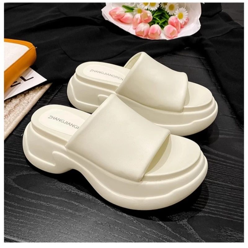 Женская уличная одежда на толстой подошве, новинка лета 2025, универсальные пляжные сандалии, увеличивающие рост
Женская уличная одежда на толстой подошве, новинка лета 2025, универсальные пляжные сандалии, увеличивающие рост