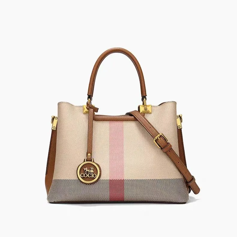 Minimalist Designer Diaper Bags For Women Elegant Leather Handbag Luxury Vintage Simple Large Capacity Stylish Commuter
Minimalist Designer Diaper Bags For Women Elegant Leather Handbag Luxury Vintage Simple Large Capacity Stylish Commuter