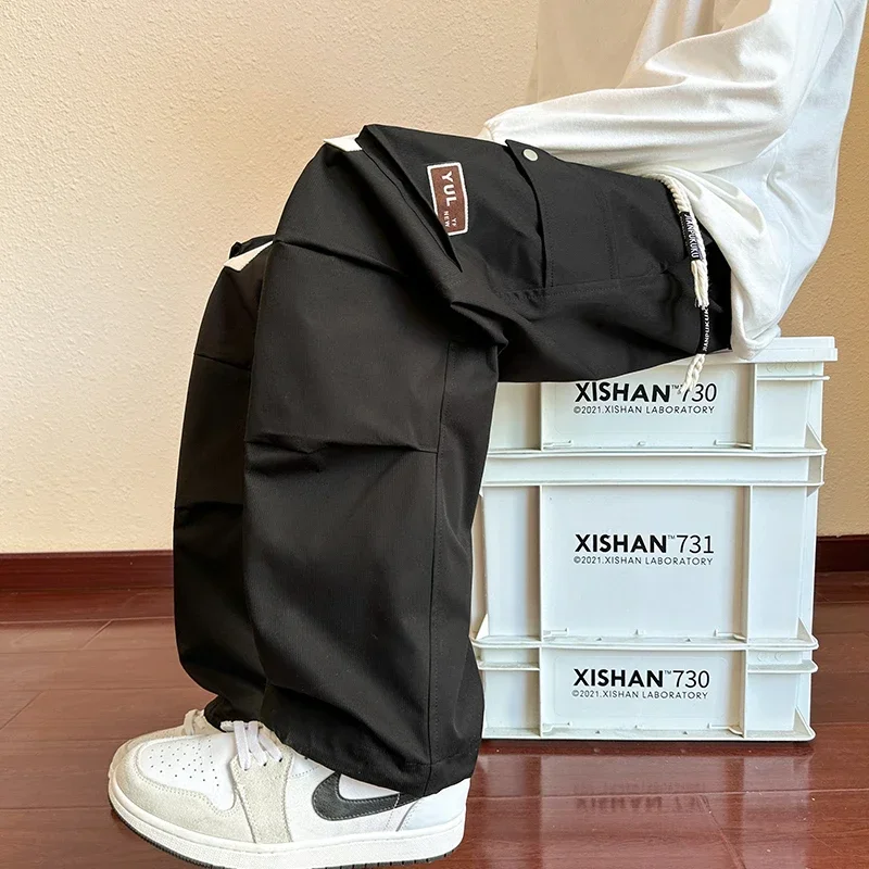 Autumn Casual Cargo Pants Men Multiple Pockets Cargo Parachute Pants Y2k Baggy Pants Outdoor Hiking Workout Streetwear Trousers
Autumn Casual Cargo Pants Men Multiple Pockets Cargo Parachute Pants Y2k Baggy Pants Outdoor Hiking Workout Streetwear Trousers