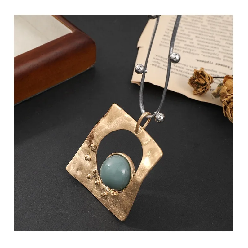 Alloy Long Necklace Square Hollow Pendant Fashion Sense Simple Women's Sweater Chain
Alloy Long Necklace Square Hollow Pendant Fashion Sense Simple Women's Sweater Chain