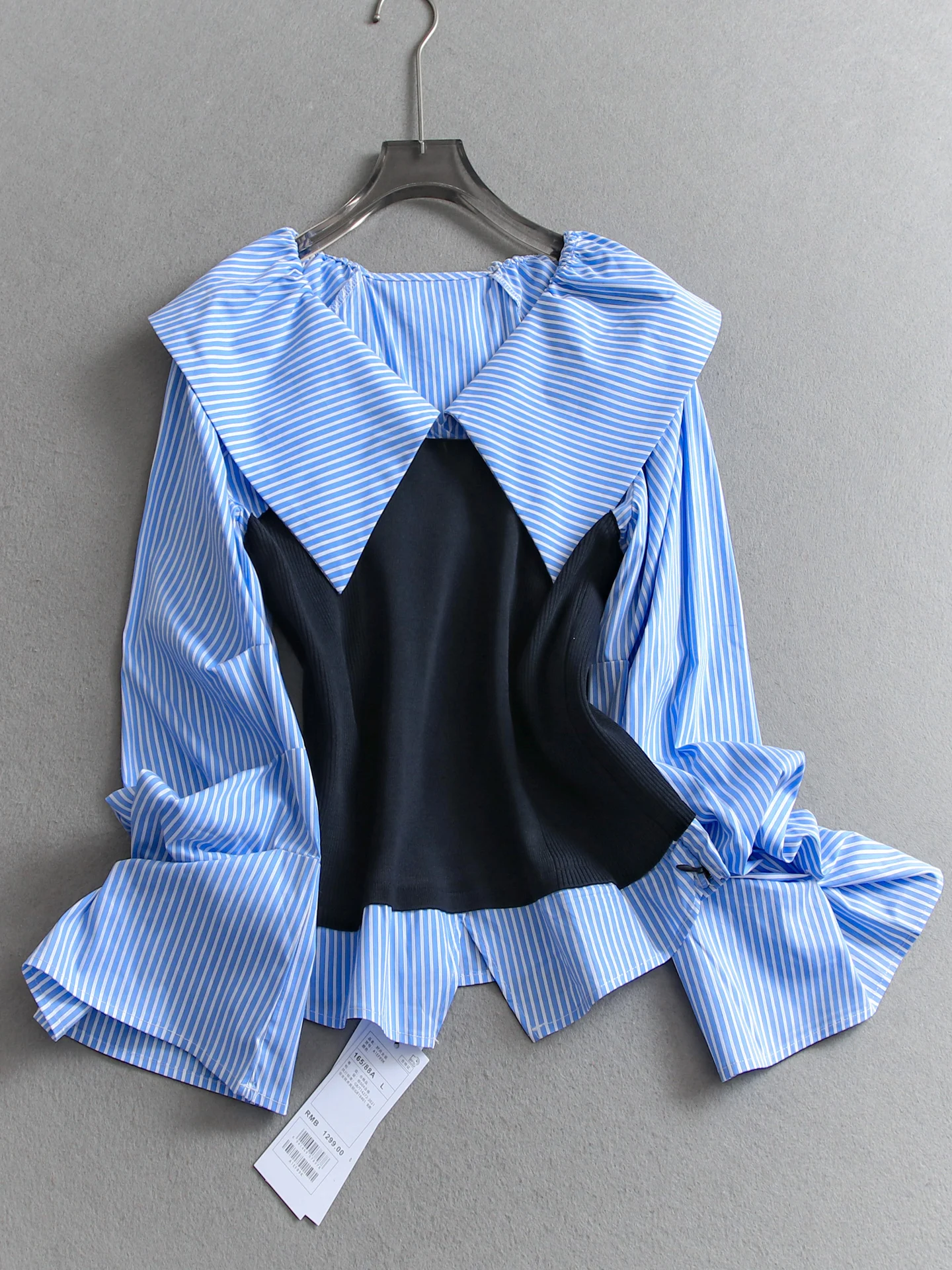 Blue Striped Color Block Slim Fit Long Sleeve Knitted One Shoulder Women's Shirt Casual Style Spring 2026 New Arrival W289
Blue Striped Color Block Slim Fit Long Sleeve Knitted One Shoulder Women's Shirt Casual Style Spring 2026 New Arrival W289
