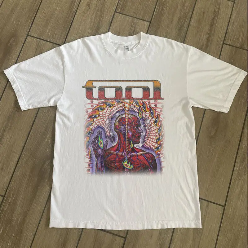 European and American Avant-garde Alternative Rock Band Pattern Printed Men's and Women's Short-sleeved Retro T-shirts
European and American Avant-garde Alternative Rock Band Pattern Printed Men's and Women's Short-sleeved Retro T-shirts
