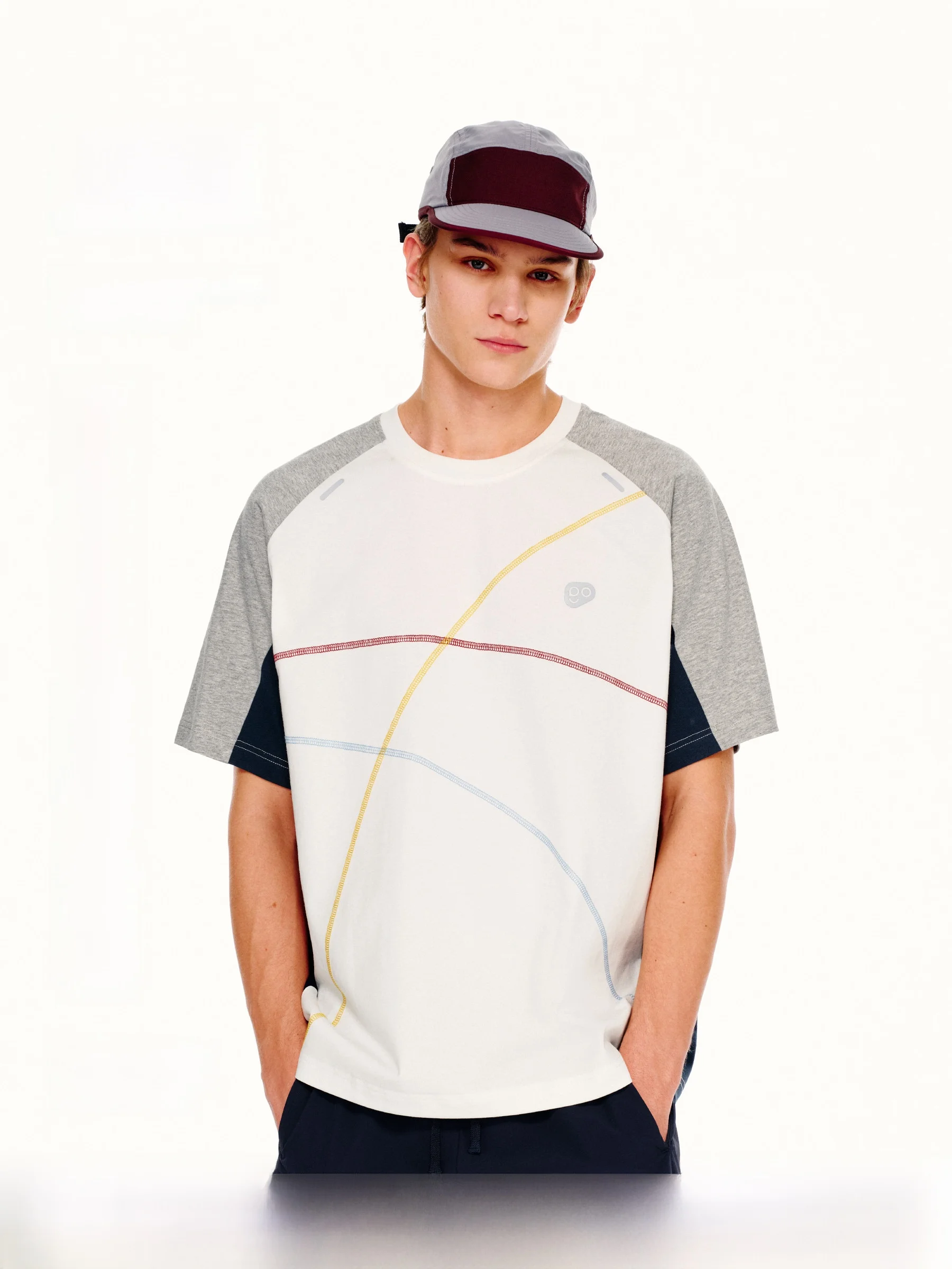 Футболка PSO Brand ex Qui Dry Spor свободного кроя с круглым вырезом и коротким рукавом, дизайн с цветовыми блоками, стильный летний топ
Футболка PSO Brand ex Qui Dry Spor свободного кроя с круглым вырезом и коротким рукавом, дизайн с цветовыми блоками, стильный летний топ