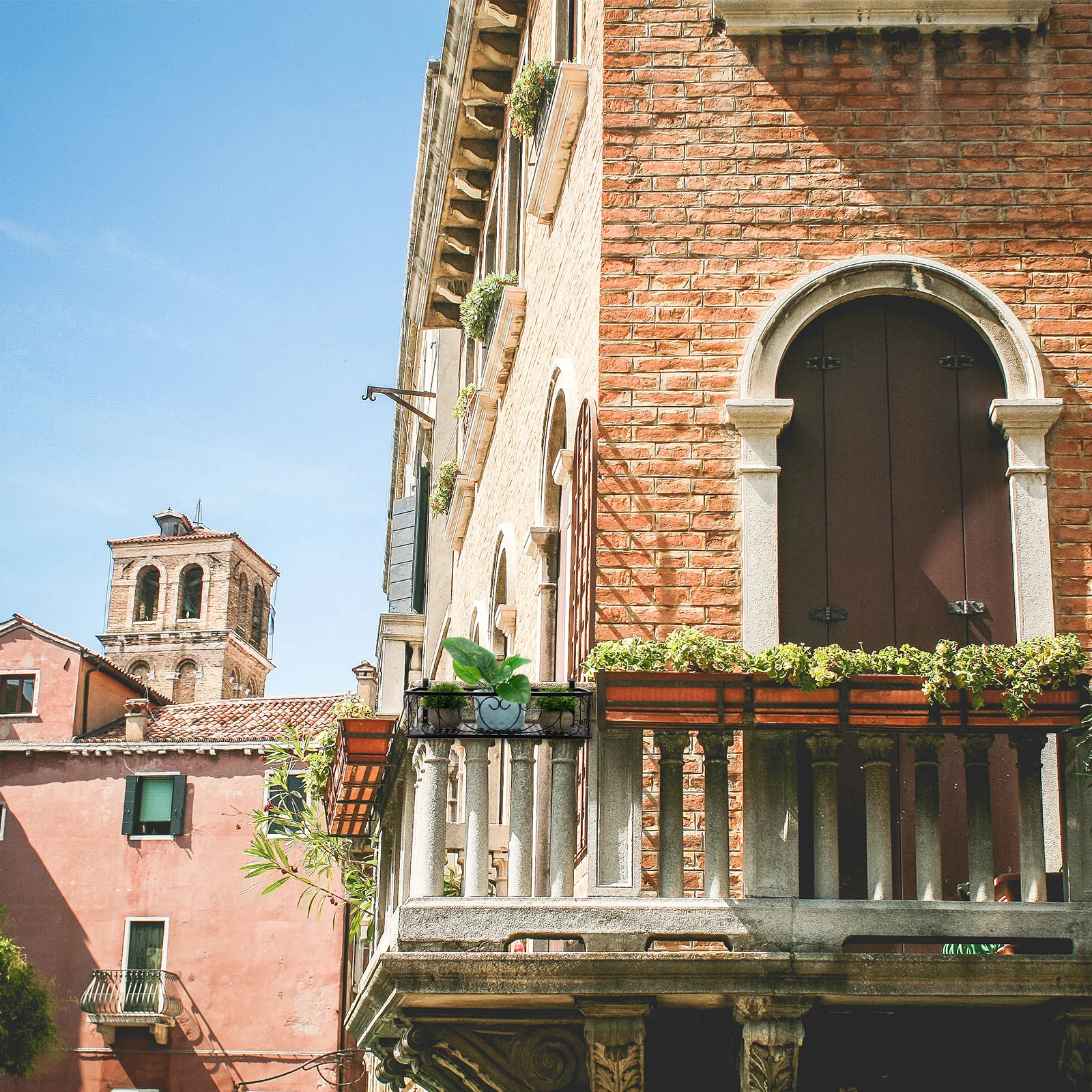 Flowerpot Hanger Balcony Hanging Planter Holder Metal Railing Shelf For Garden Decor Outdoor Indoor Patio Deck Fence Plant Stand
Flowerpot Hanger Balcony Hanging Planter Holder Metal Railing Shelf For Garden Decor Outdoor Indoor Patio Deck Fence Plant Stand