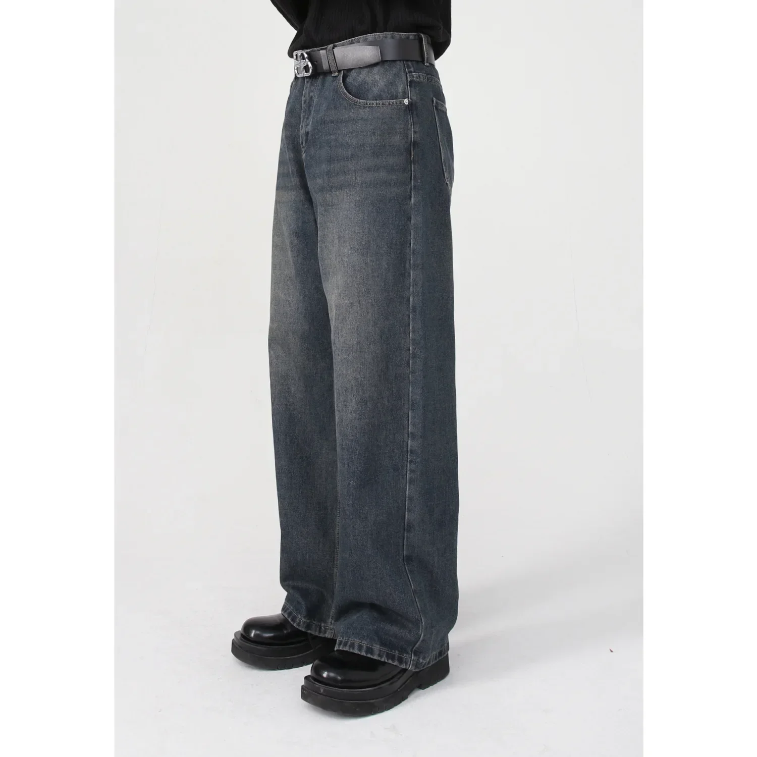 Loose Full Length Straight Washed Denim Pants Men Distressed Jeans Zipper Fly Spliced Solid Pockets Coated High Street Flat Man
Loose Full Length Straight Washed Denim Pants Men Distressed Jeans Zipper Fly Spliced Solid Pockets Coated High Street Flat Man