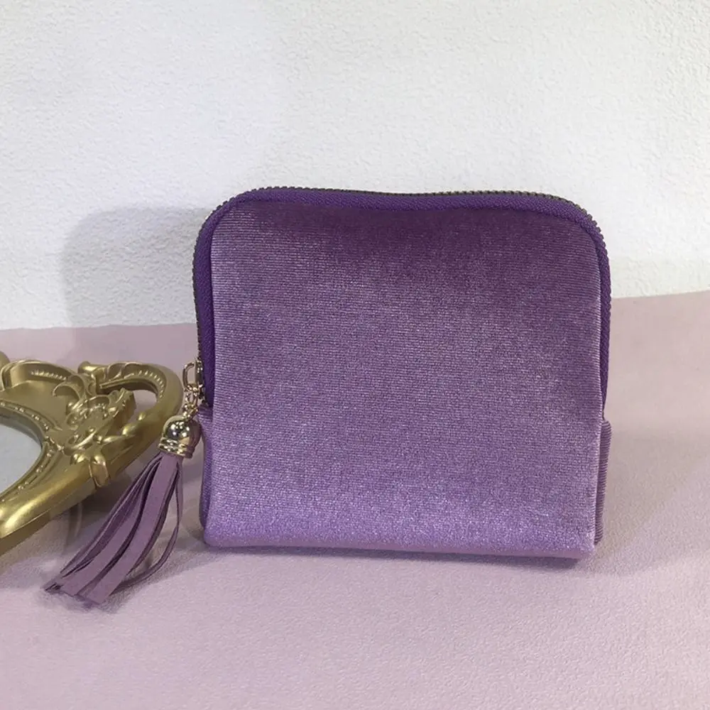 Portable Velvet Jewelry Packing Bag Bracelet Large Capacity Jewelry Storage Bag Tassel Organizer Jewelry Holder Vacation
Portable Velvet Jewelry Packing Bag Bracelet Large Capacity Jewelry Storage Bag Tassel Organizer Jewelry Holder Vacation