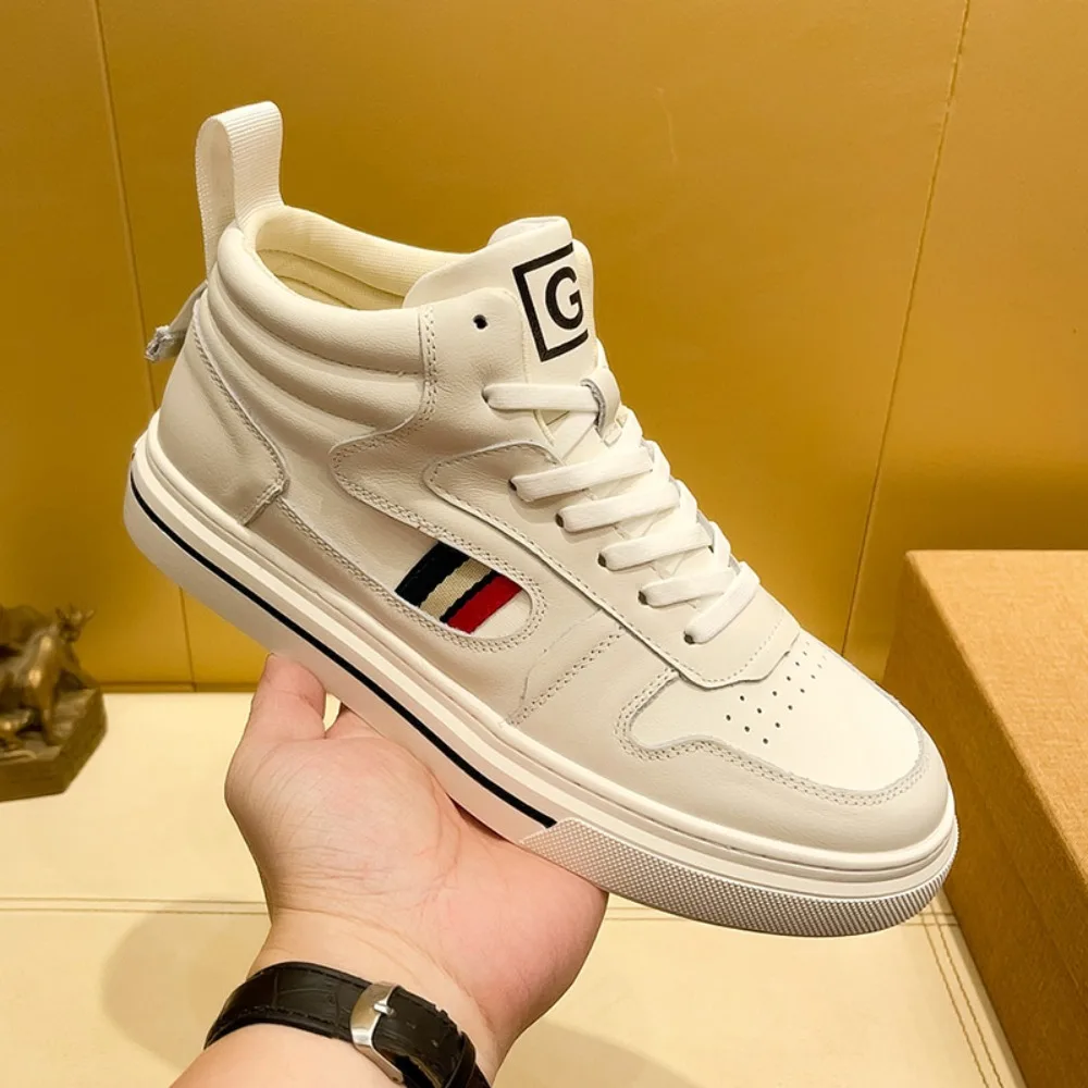 Дышащие теплые кроссовки с нескользящей износостойкой толстой подошвой, оригинальные мужские зимние кроссовки 2025 года, высокие, больших размеров
Дышащие теплые кроссовки с нескользящей износостойкой толстой подошвой, оригинальные мужские зимние кроссовки 2025 года, высокие, больших размеров